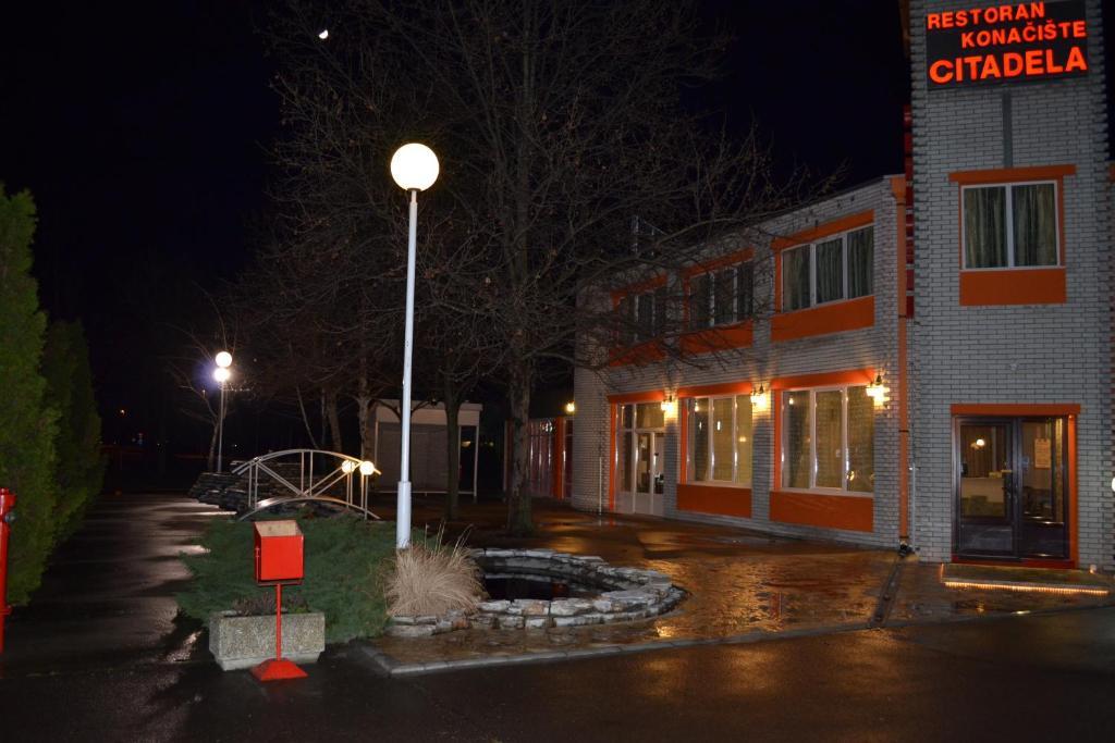 Motel Citadela 023 Zrenjanin Exterior photo