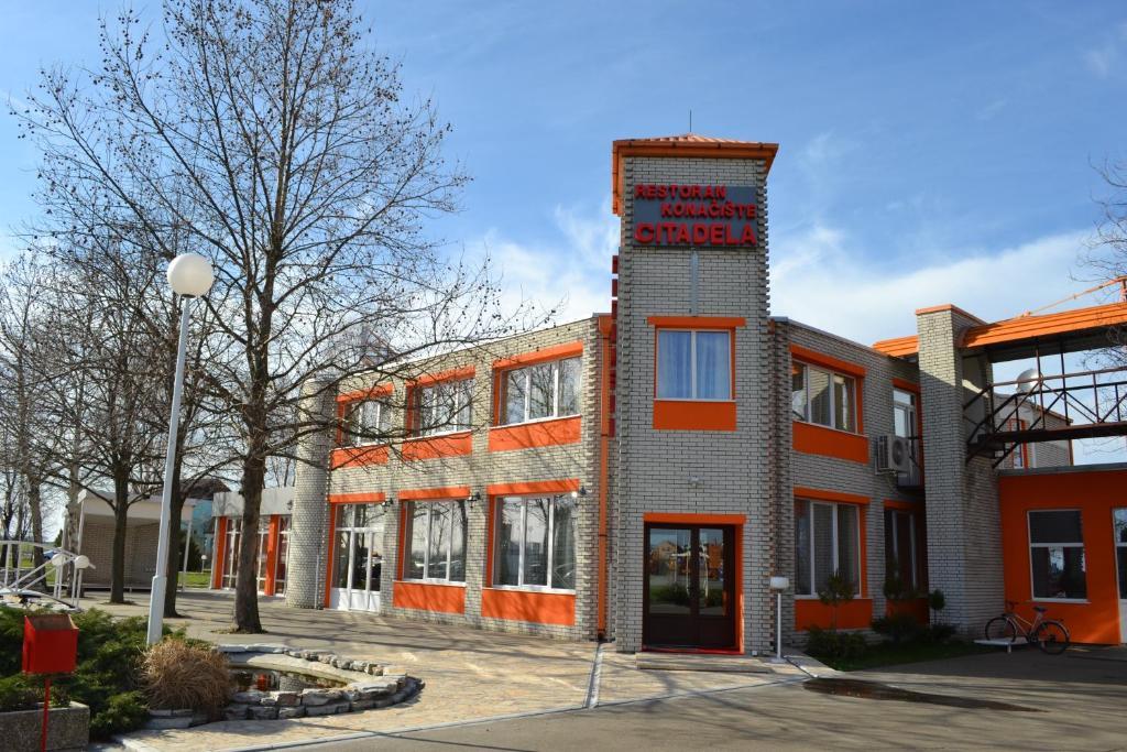 Motel Citadela 023 Zrenjanin Exterior photo